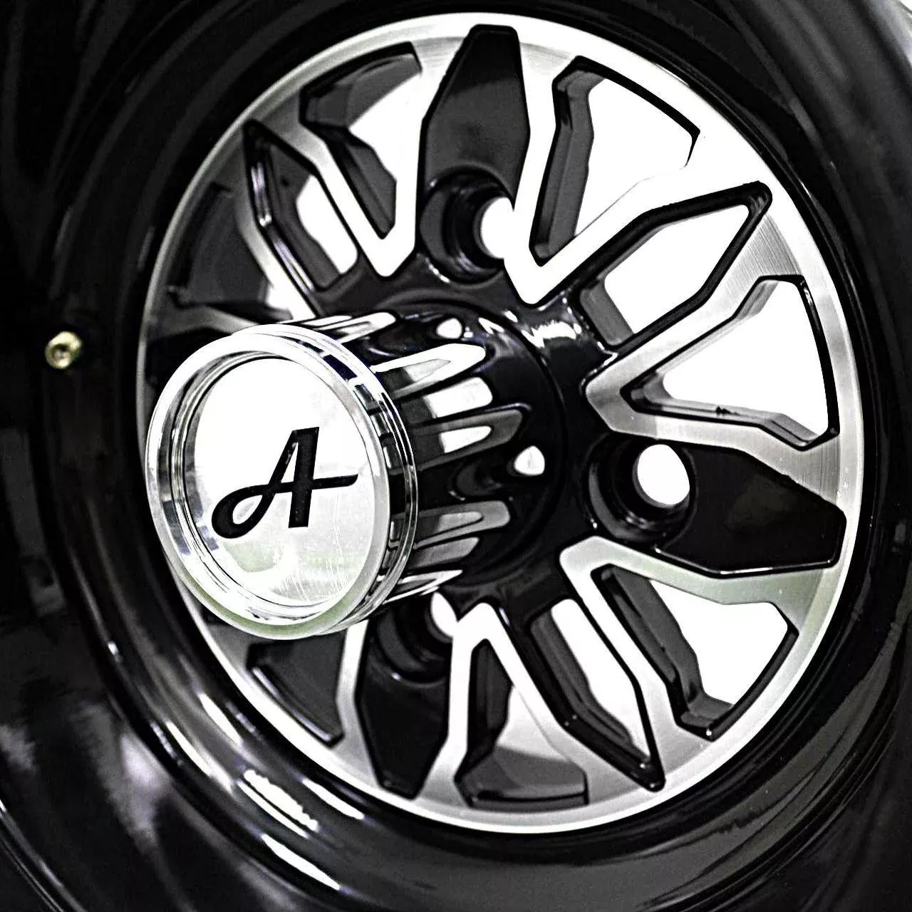 10x7-with-aluminum-center-glossy-black-set-2 10x7 with Aluminum Center - Glossy Black (Set of 2)