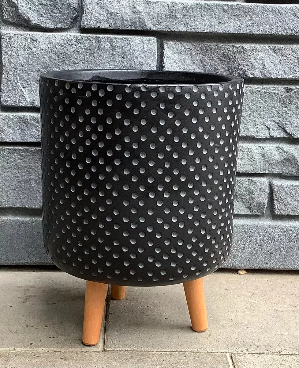 12" "Giselle" Pot with Legs