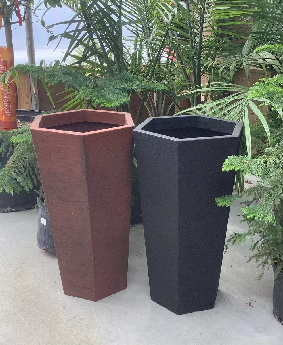 13.25" European Hexagonal Planter