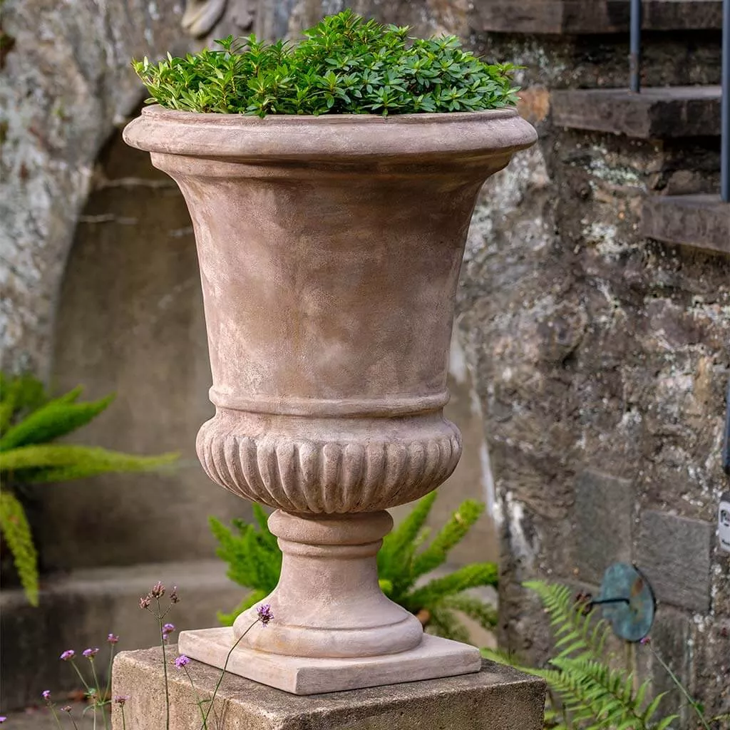 alberobello-urn-by-campania-international Alberobello Urn by Campania International