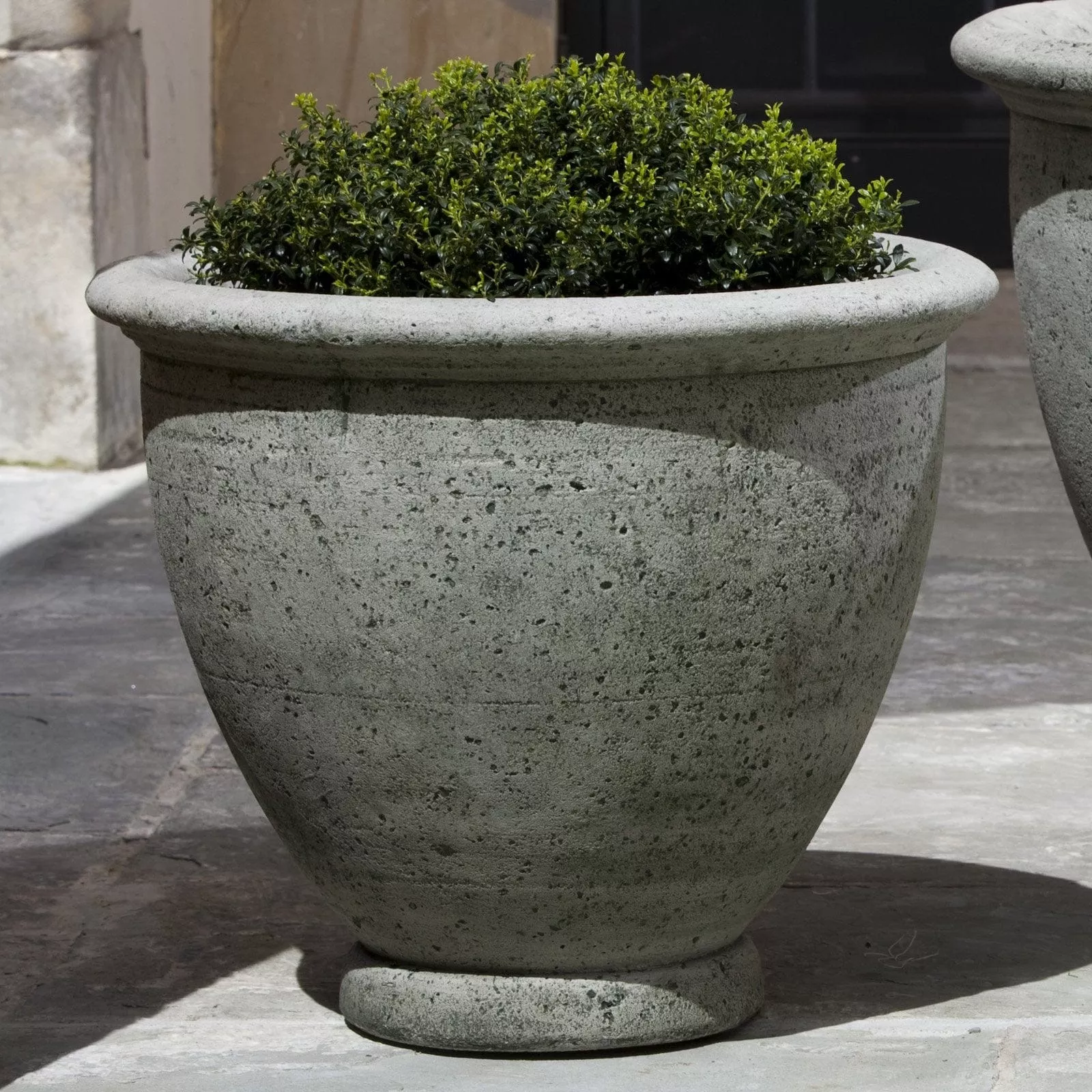 berkeley-medium-garden-planter Berkeley Medium Garden Planter