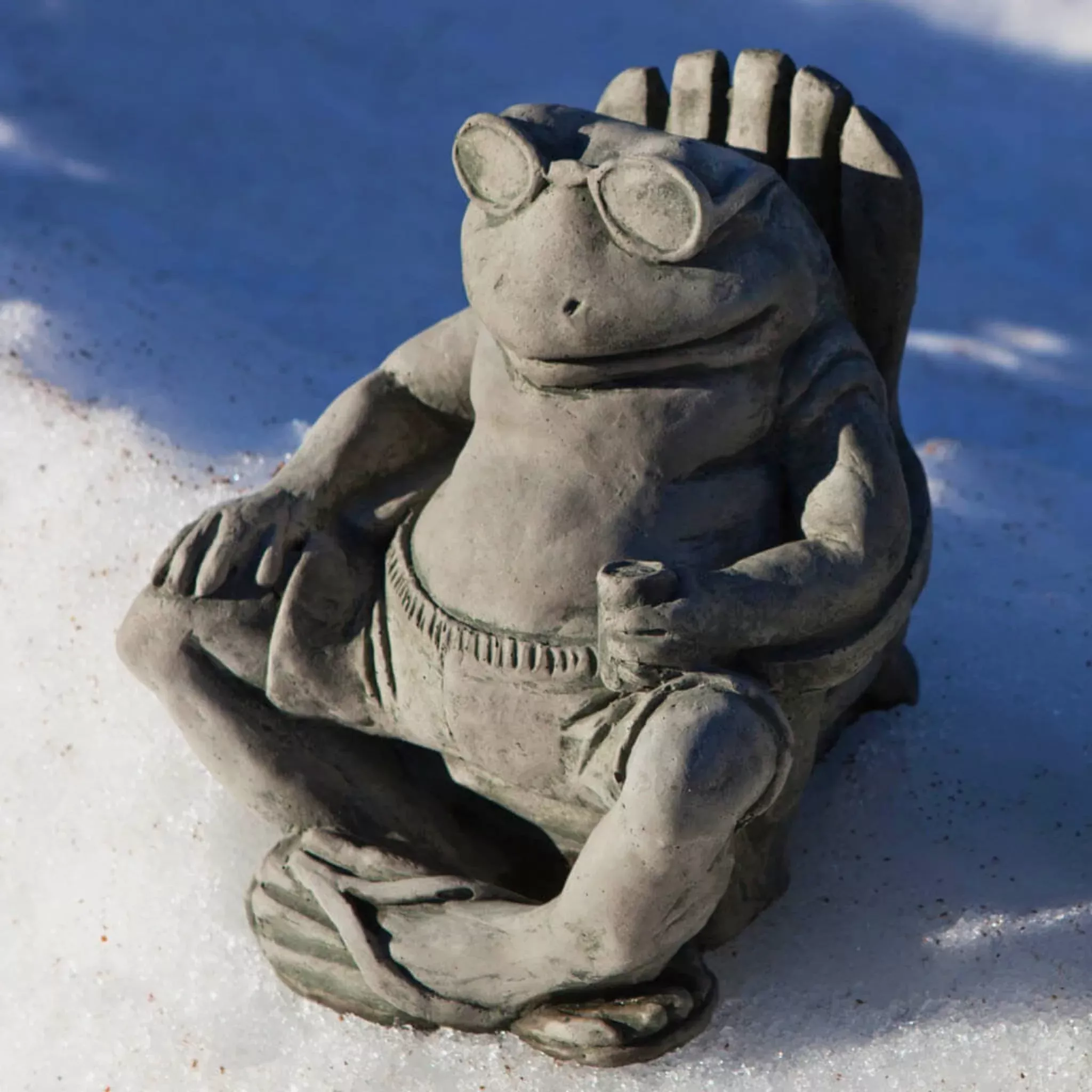 Bud on the Beach Concrete Frog Statue - Campania #A570