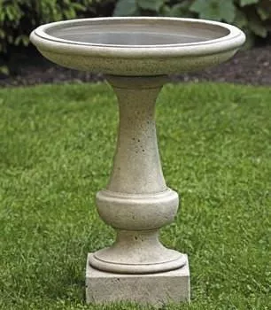 Campania Chatham Birdbath