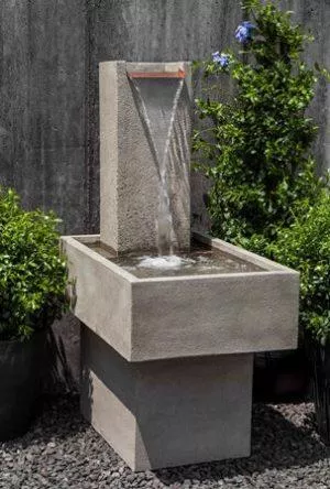 Campania Falling Water Fountain III