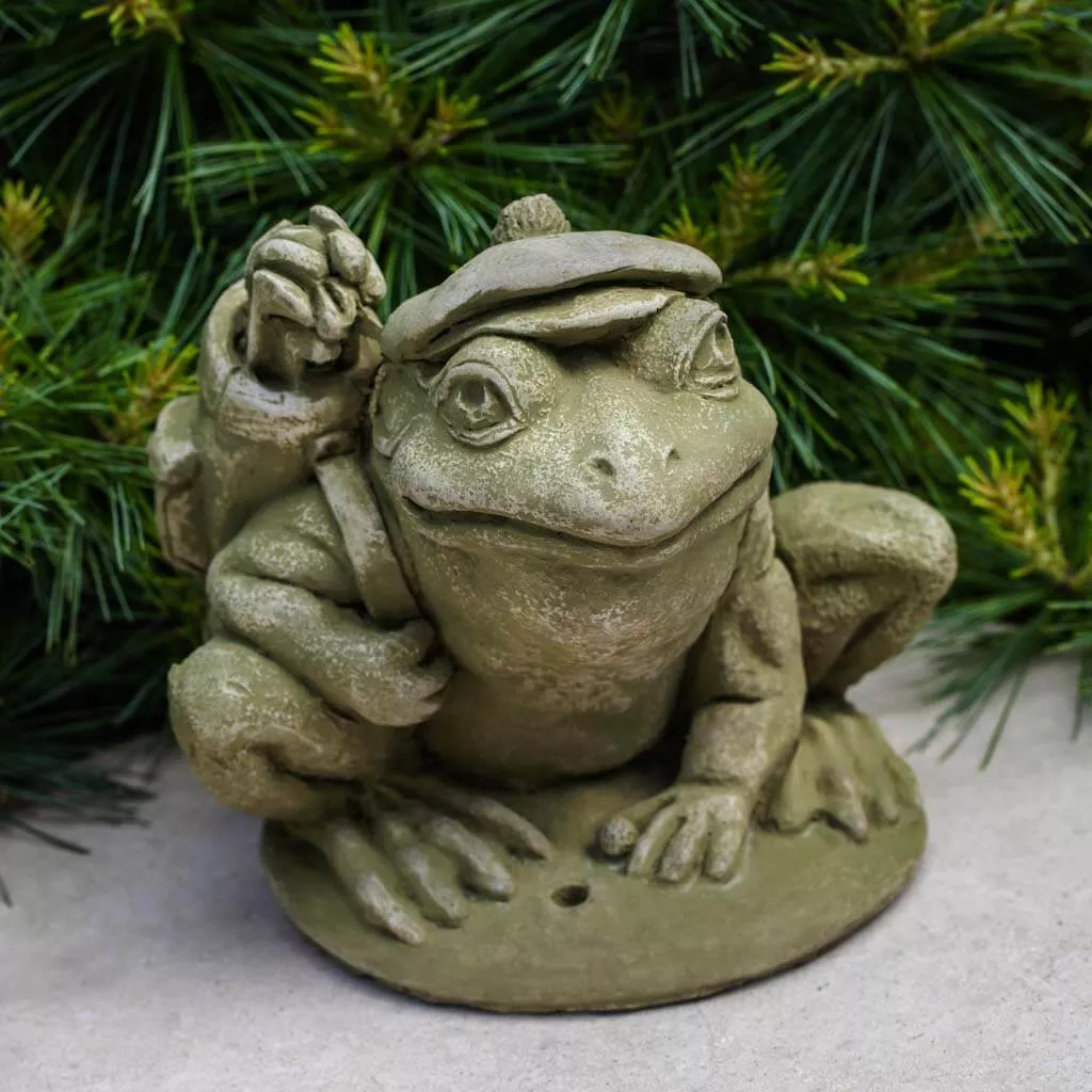 campania-international-golfer-frog-statue Campania International Golfer Frog Statue