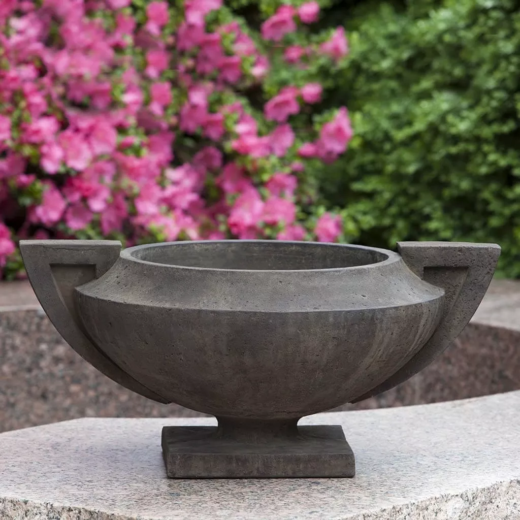 Campania International Smithsonian Grecian Urn