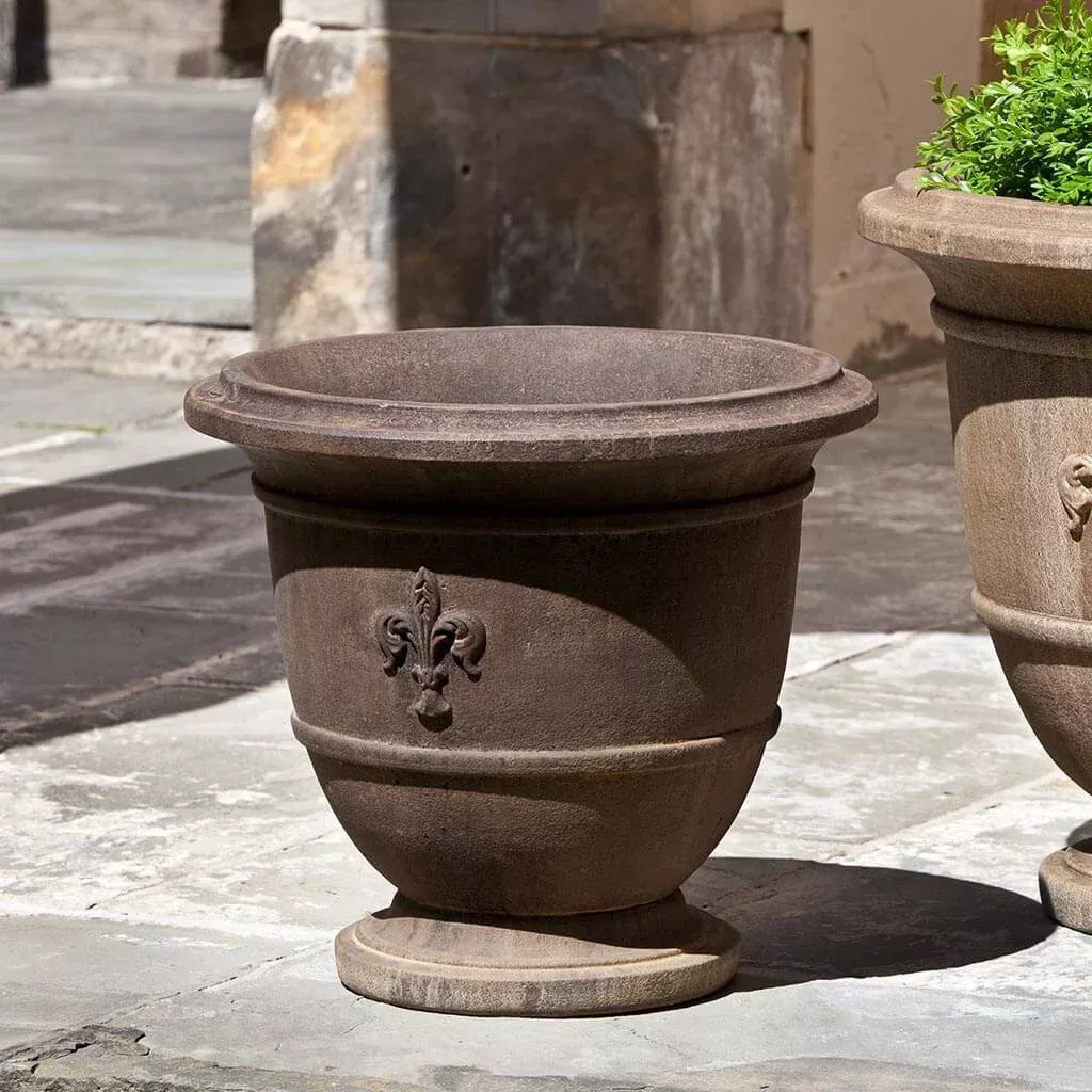 fleur-de-lis-urn-small-garden-planter Fleur de Lis Urn Small Garden Planter