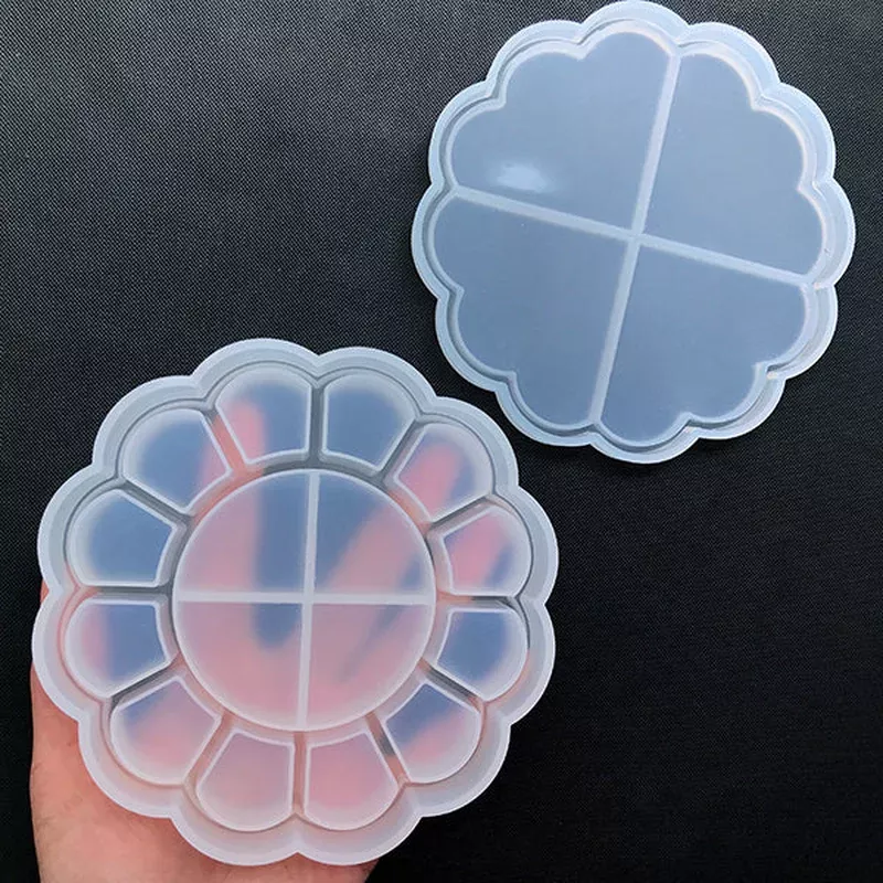 flower-storage-box-with-partitions-silicone-mold-floral-trinket-box-making-kawai Flower Storage Box with Partitions Silicone Mold | Floral Trinket Box Making | Kawaii UV Resin Craft Supplies (122mm)