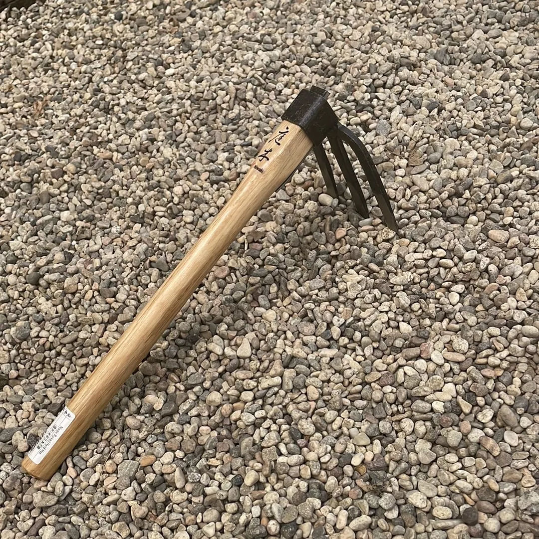 forked-hand-hoe Forked Hand Hoe