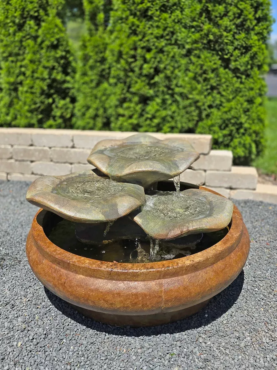 fountain-monet Fountain: Monet