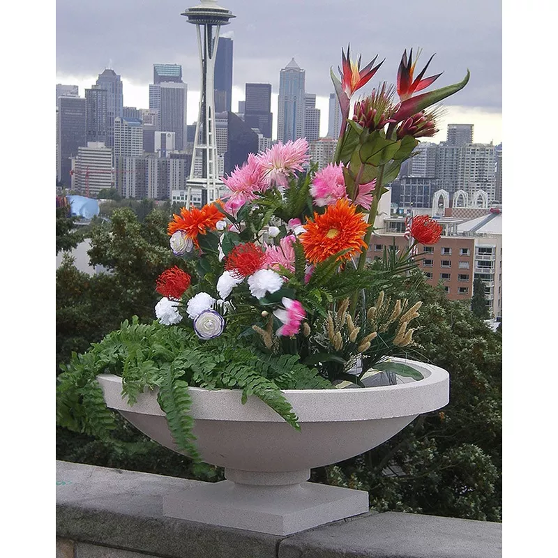 Frank Lloyd Wright Small Dana House Planter Vase Cream
