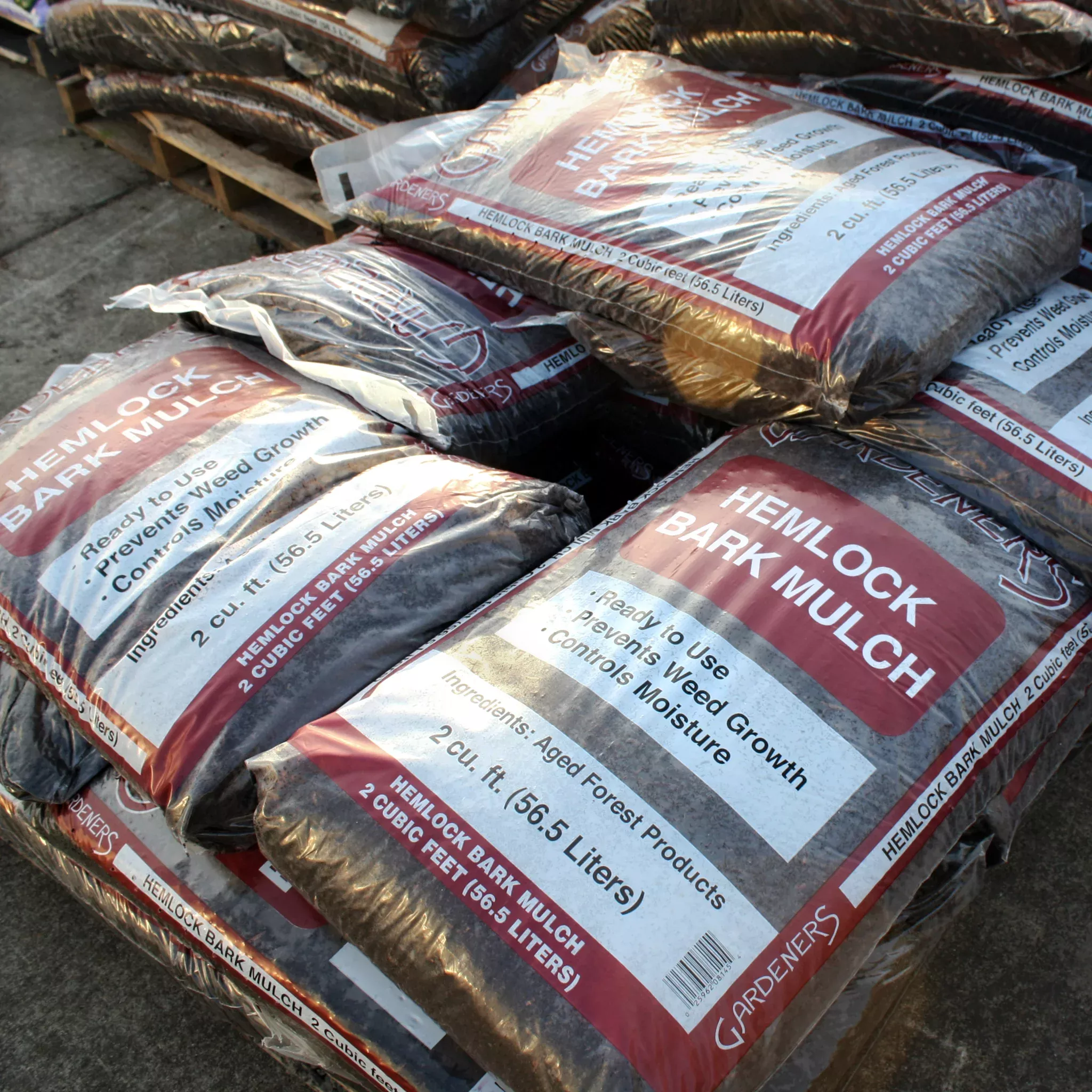 gardeners-bark-mulch-hemlock-2cf Gardeners Bark Mulch Hemlock 2CF