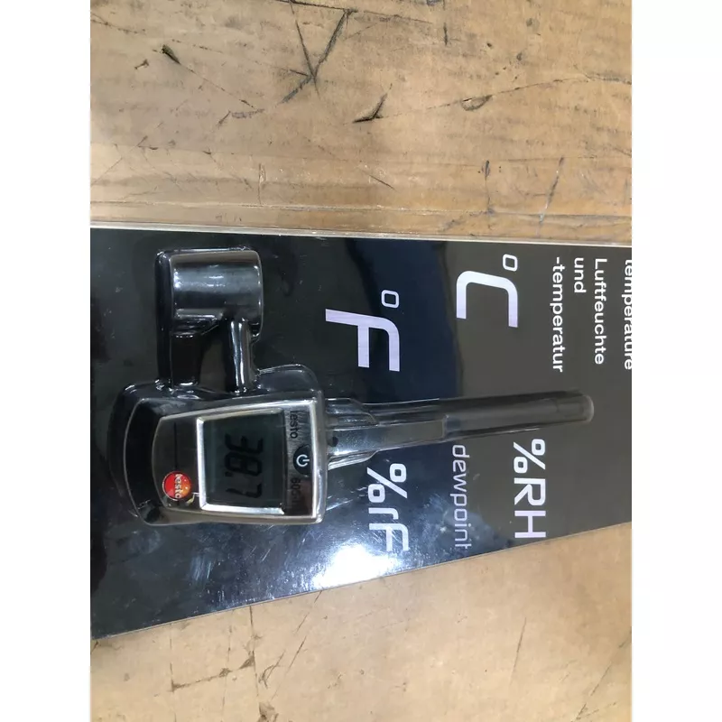 Humidity And Temperature Meter With Dew Point