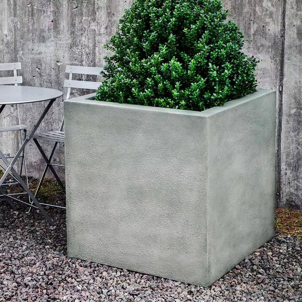 Metropolis Cube 3636 By Campania International