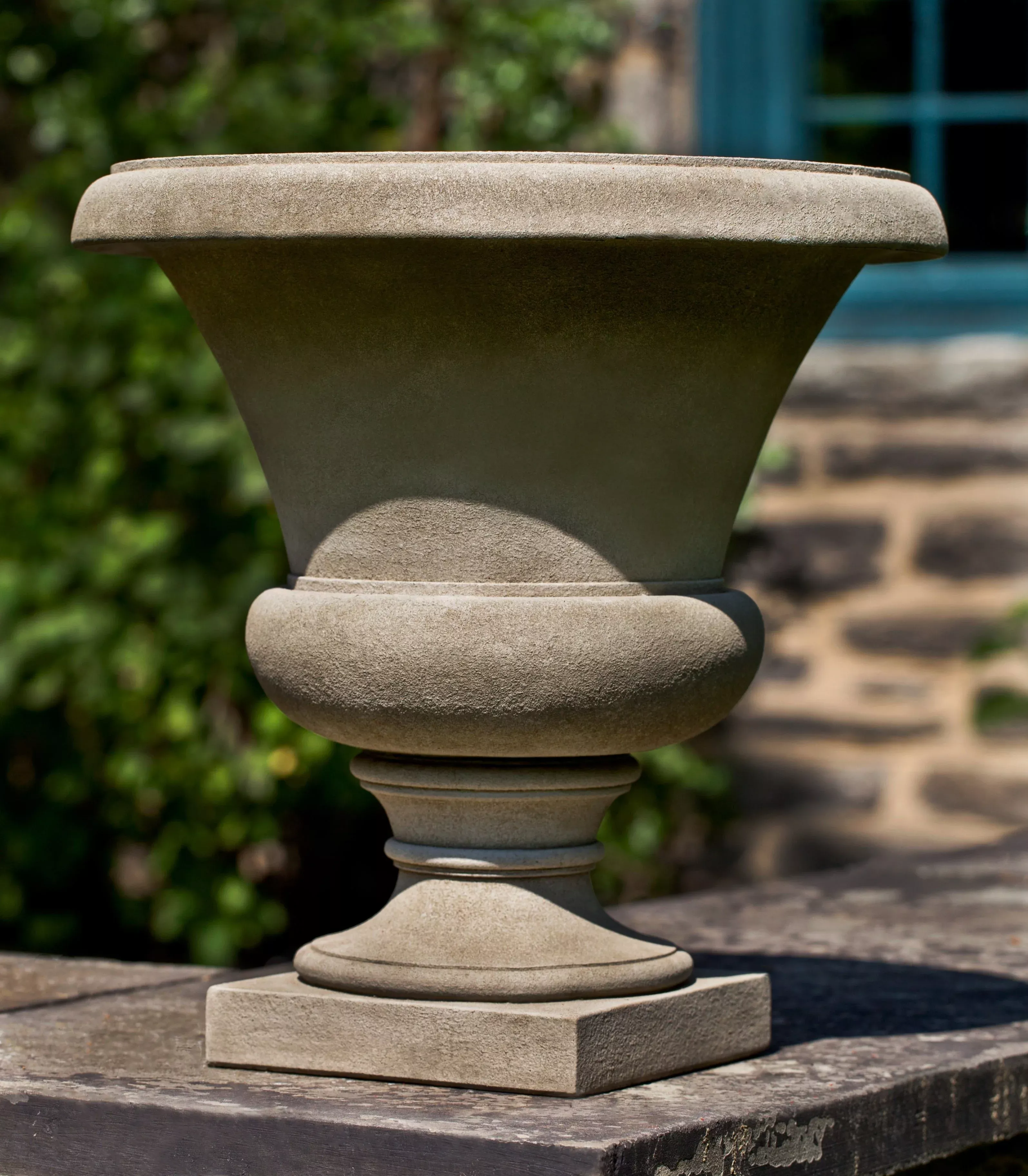 mt-airy-urn-by-campania-international Mt. Airy Urn by Campania International