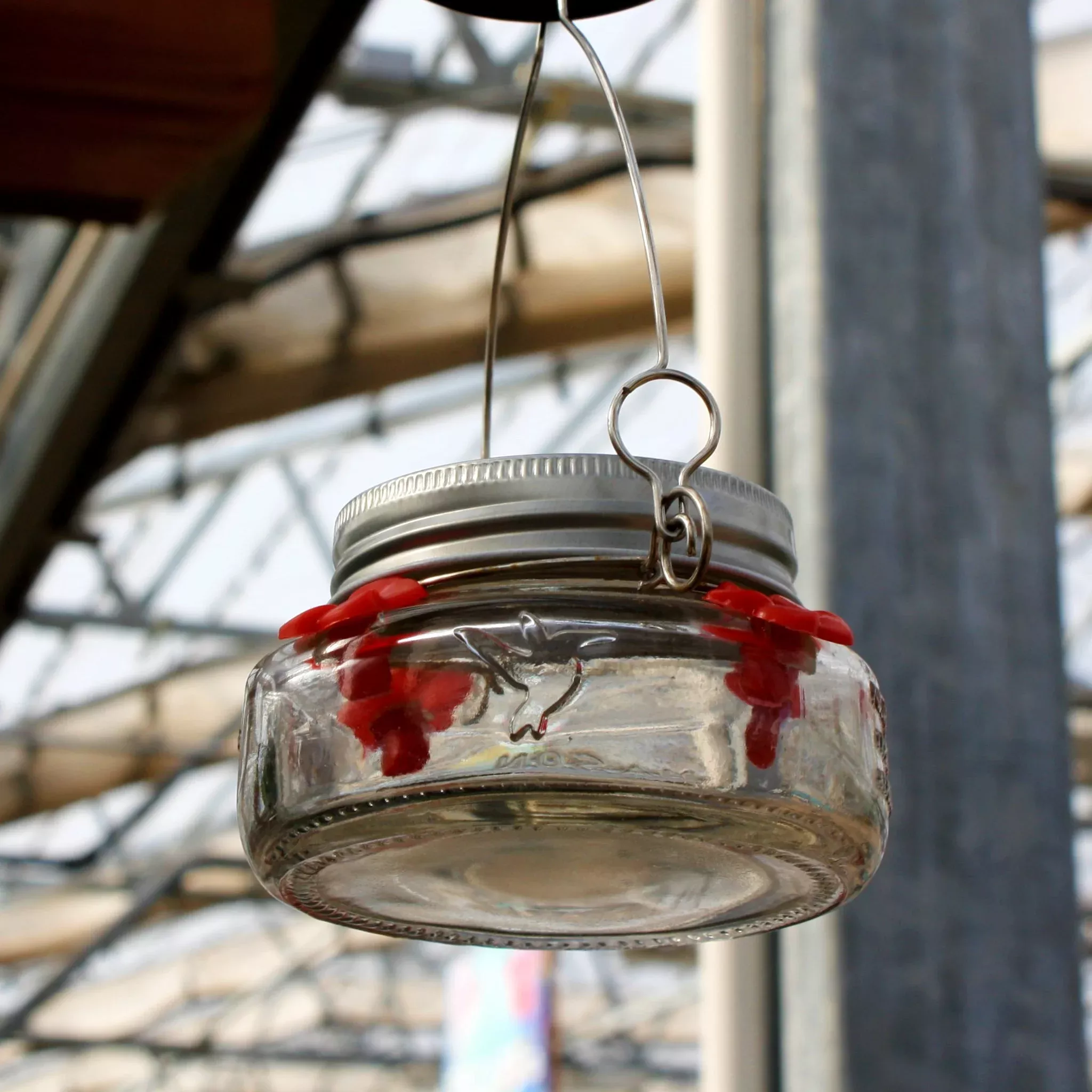 nature-s-way-mason-jar-hummingbird-feeder Nature's Way Mason Jar Hummingbird Feeder