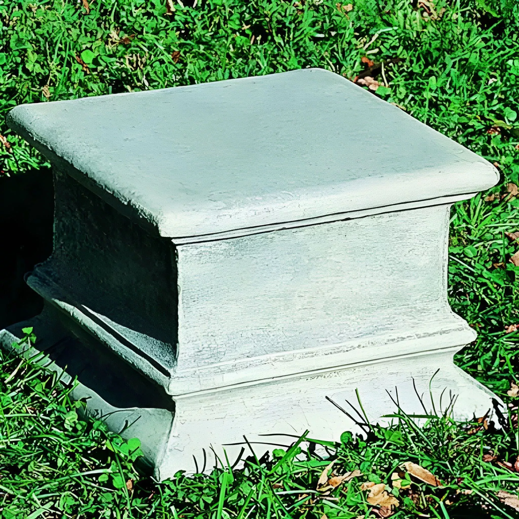 plain-quadro-concrete-pedestal-campania-pd38 Plain Quadro Concrete Pedestal - Campania #PD38