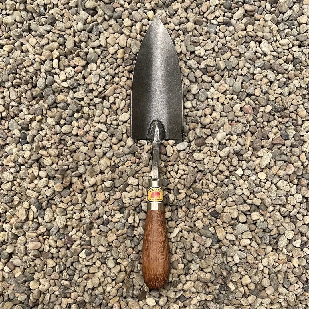 red-pig-garden-tools-trowel Red Pig Garden Tools Trowel