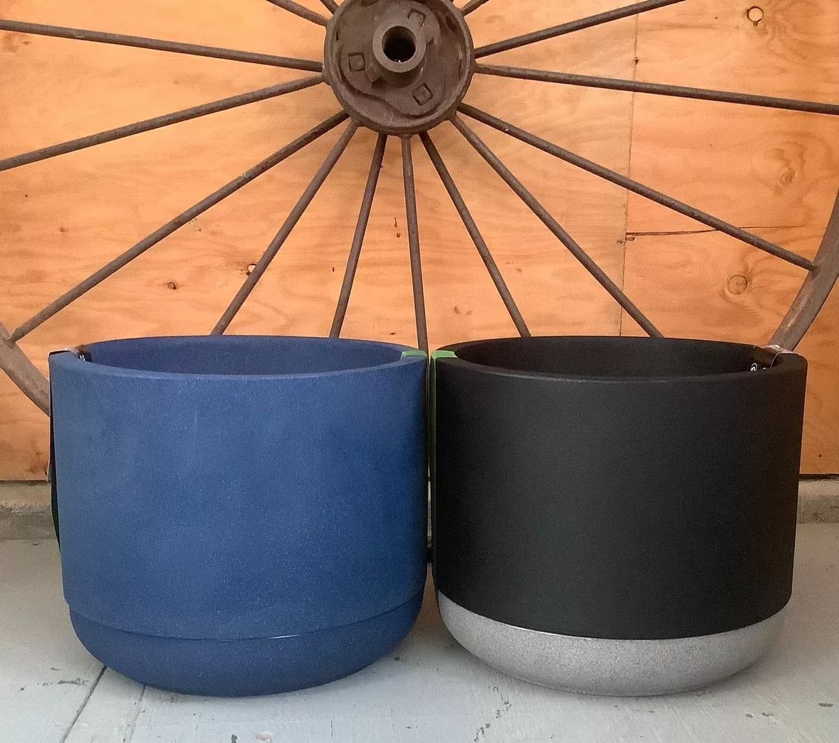 round-cylinder-small-14 Round Cylinder Small 14"