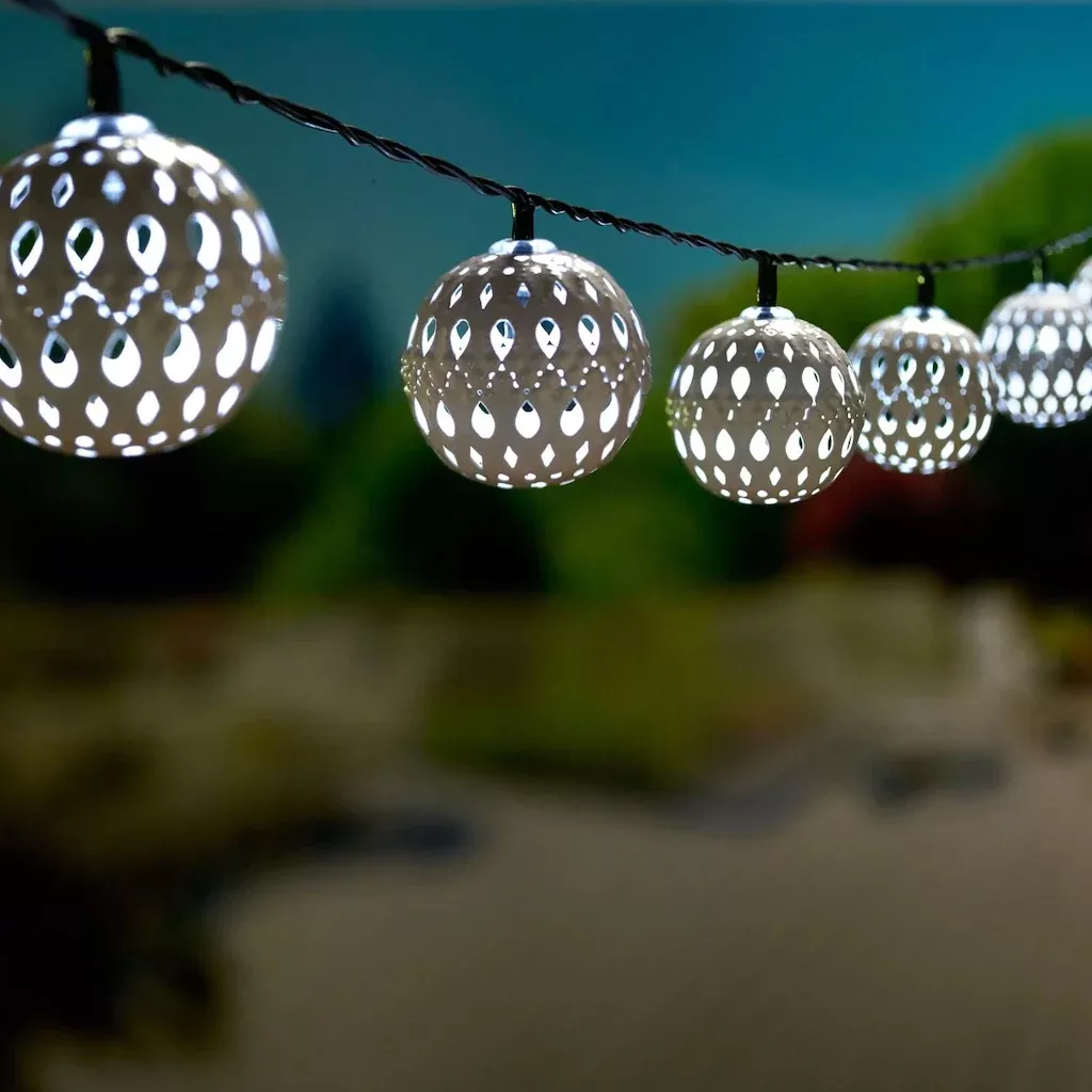 solar-string-light-carnivale-in-white-by-smart-solar Solar String Light Carnivale in White By Smart Solar