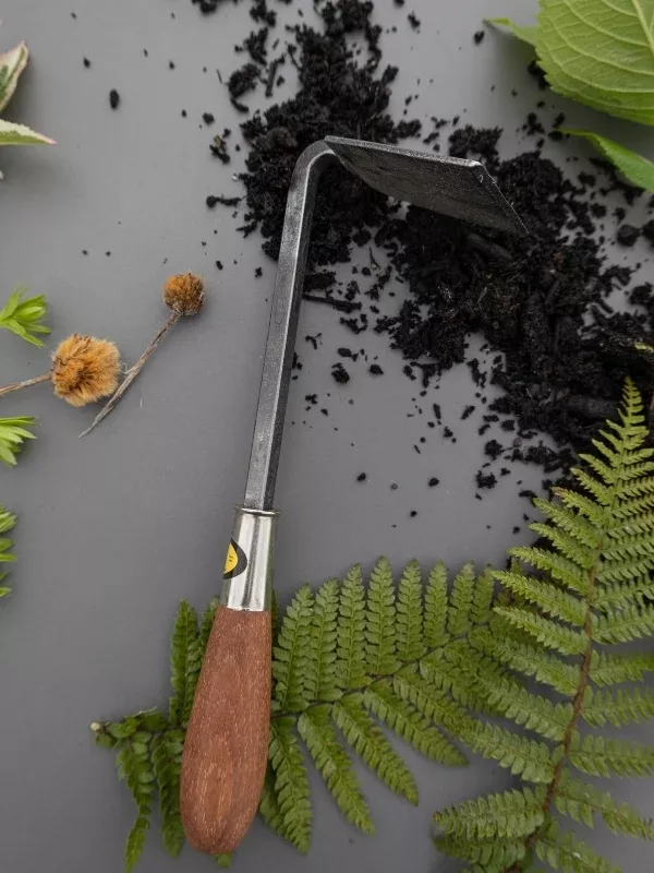 Tool: Hand Hoe