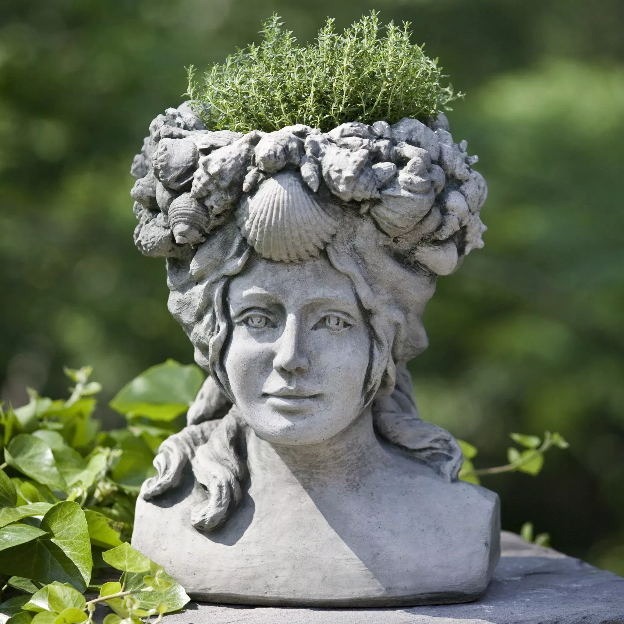 williamsburg-orabelle-garden-planter Williamsburg Orabelle Garden Planter