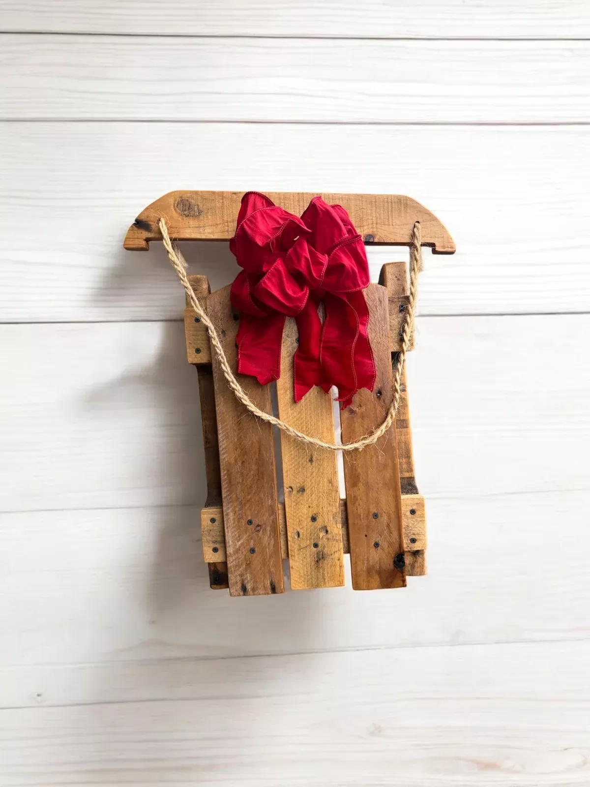 wooden-pallet-sled Wooden Pallet Sled