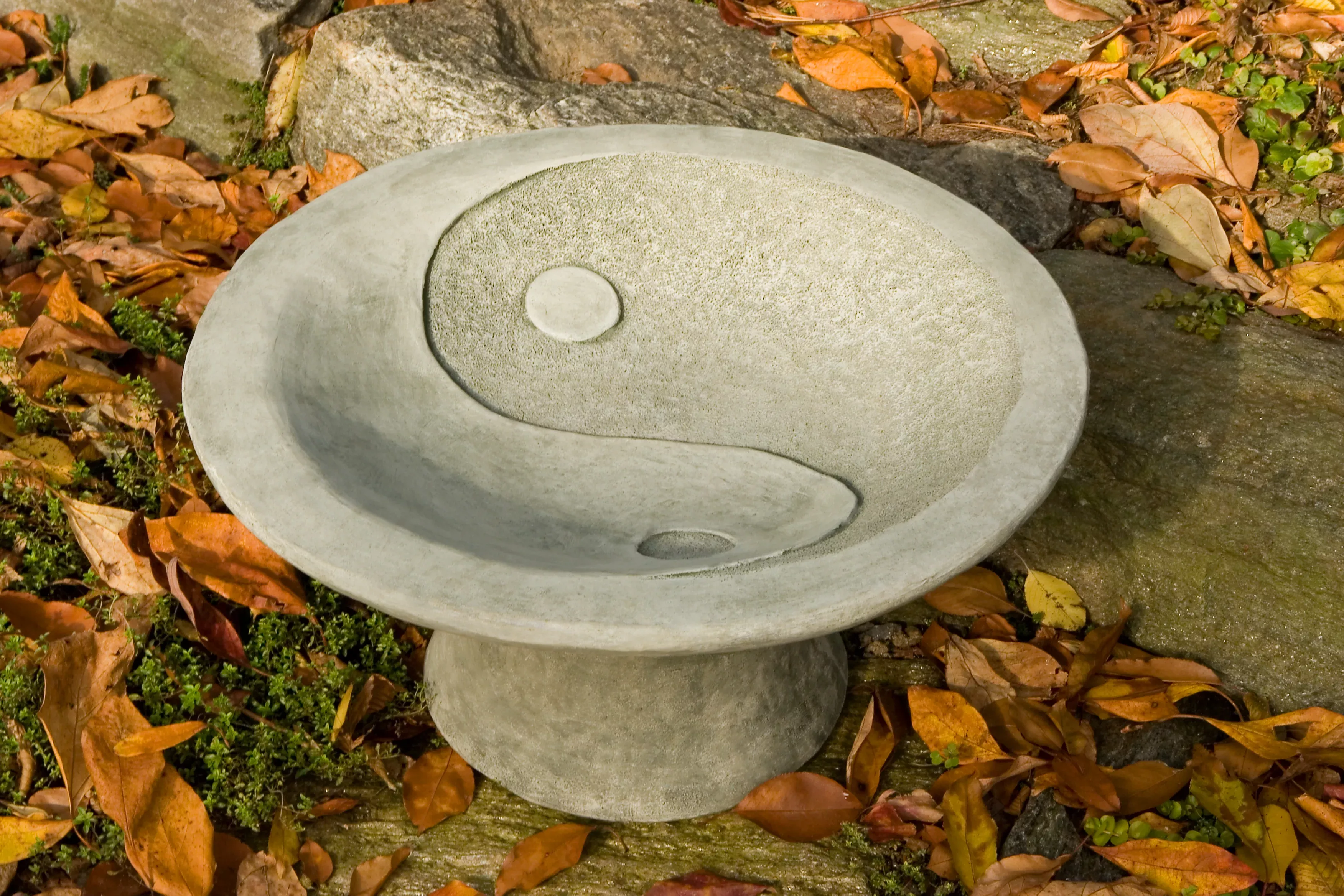 yin-yang-birdbath-by-campania-international Yin Yang Birdbath by Campania International
